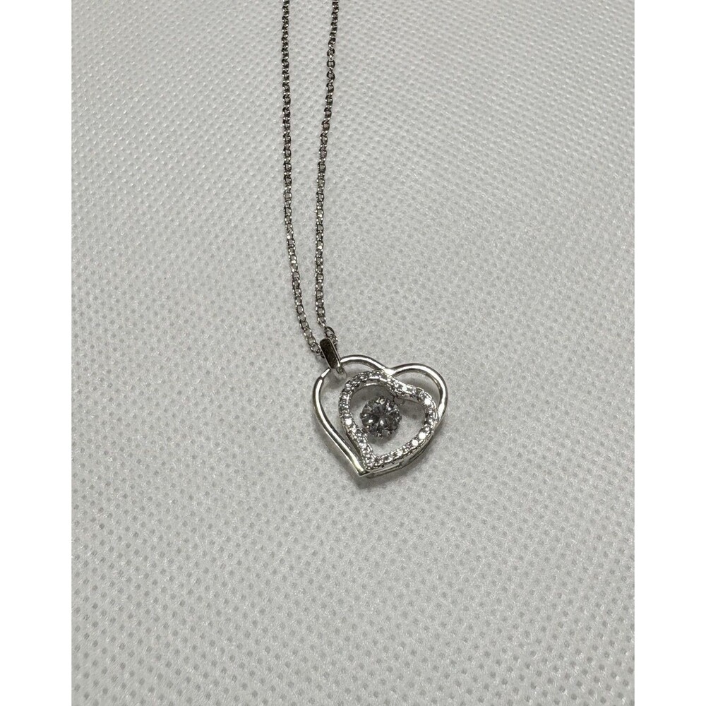 0.5ct VVS1 Moissanite In Motion double Heart Pendant W/ 18" Chain In 925 Silver - Picture 3 of 7